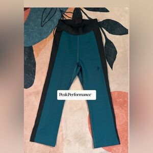 Peak Performance women’s Vertical mid tight